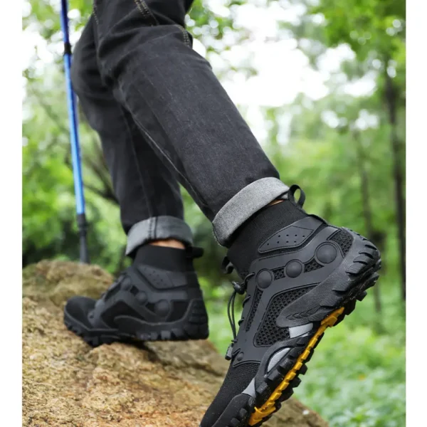 Outdoor Mountaineering Boots Non-slip Wear-resistant